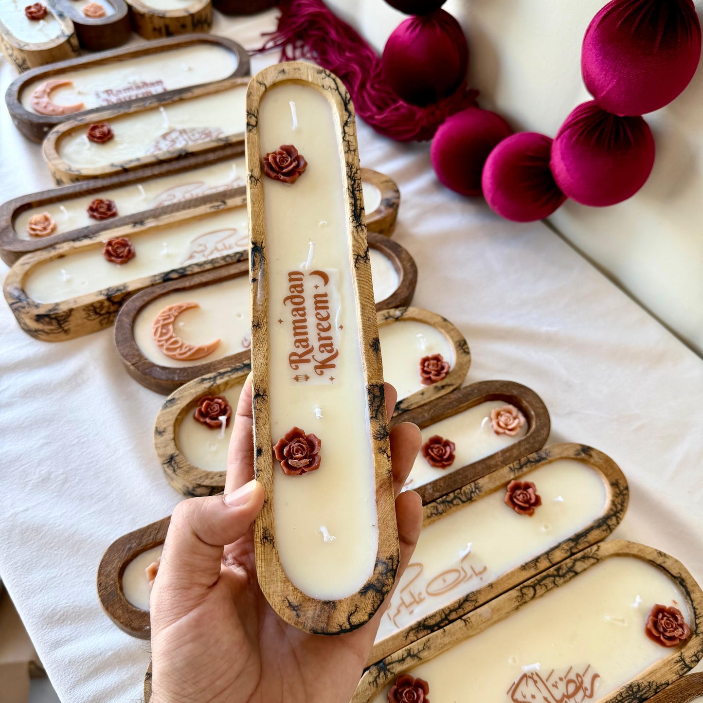 Scented wooden candle