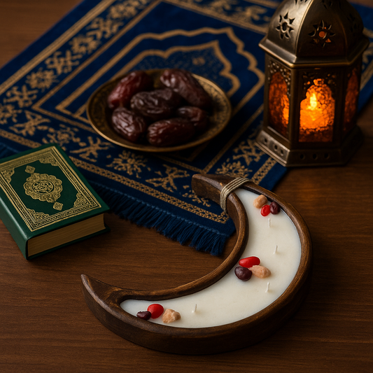 Scented wooden candle