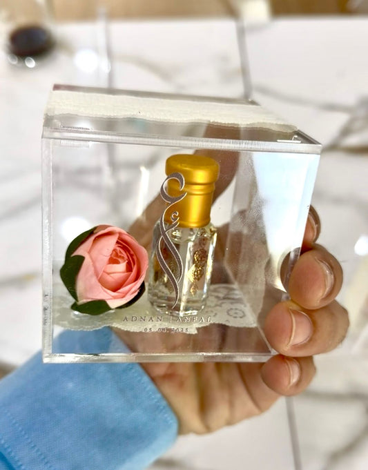 Musk perfume souvenir