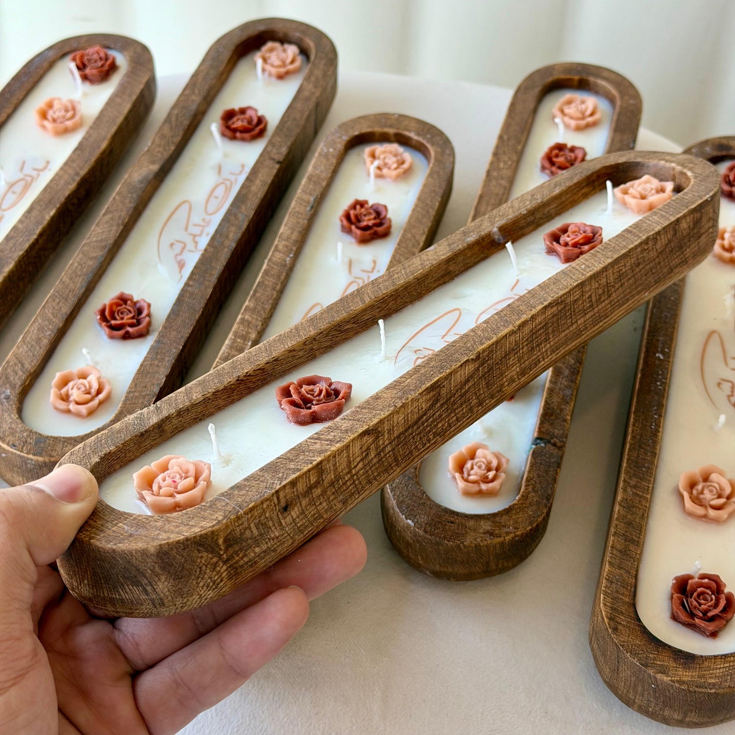 Scented wooden candle